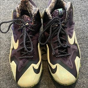 Nike Purple and Cream High-Top Basketball Sneakers